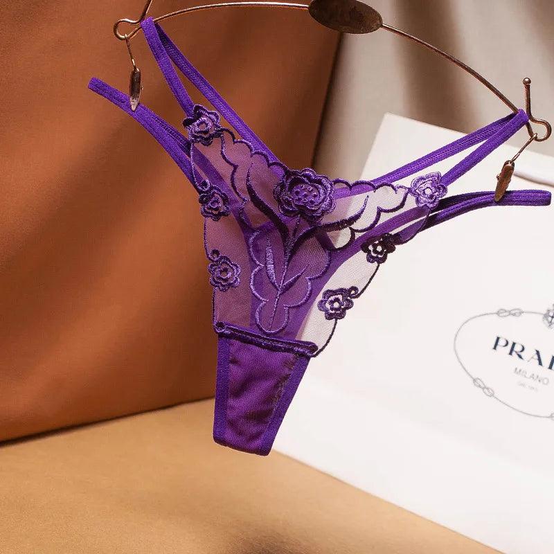 Rose Sheer | Prześwitujące stringi z haftem w róże
